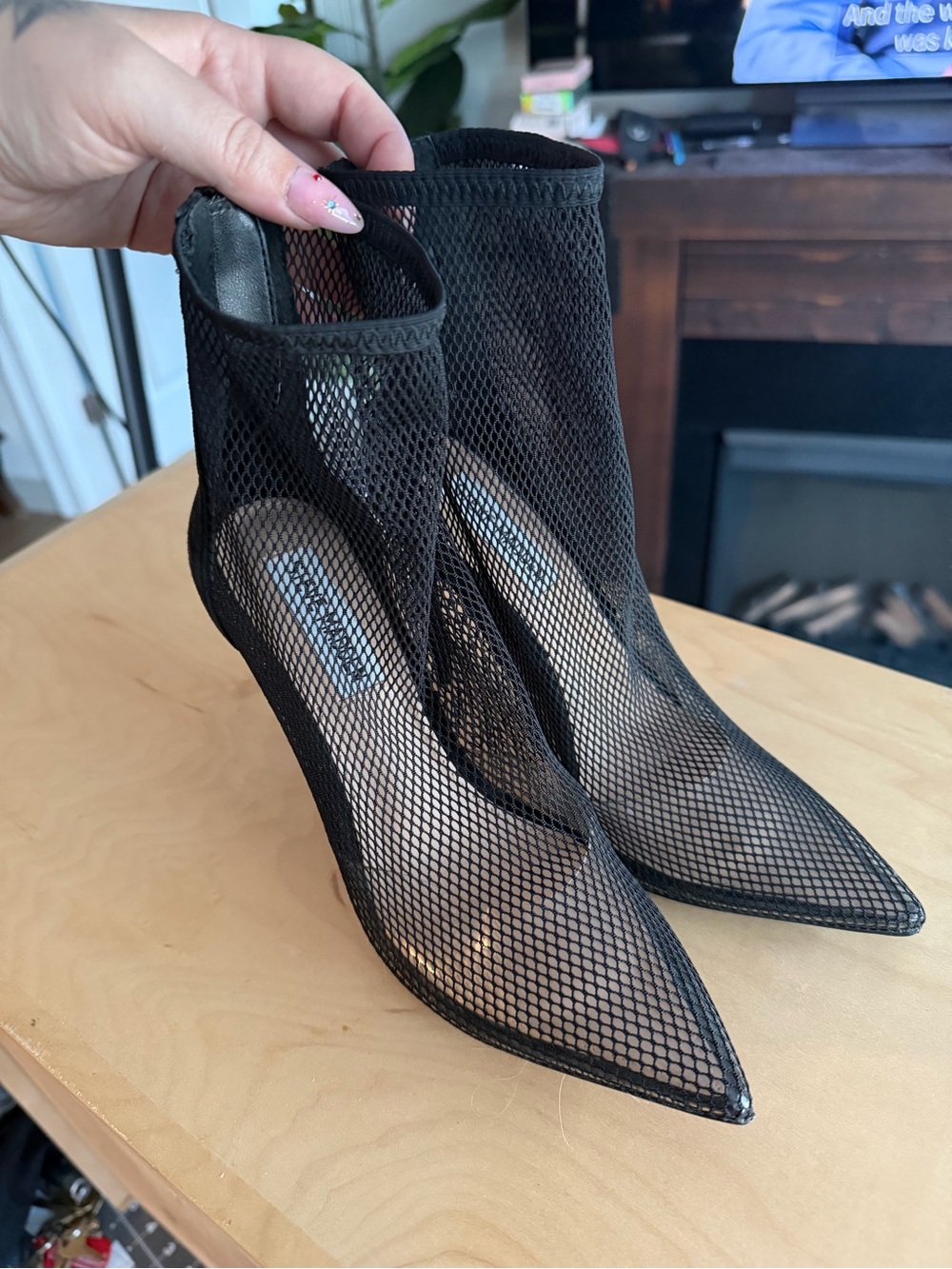 Black Mesh Pointed-Toe stilettos- Women